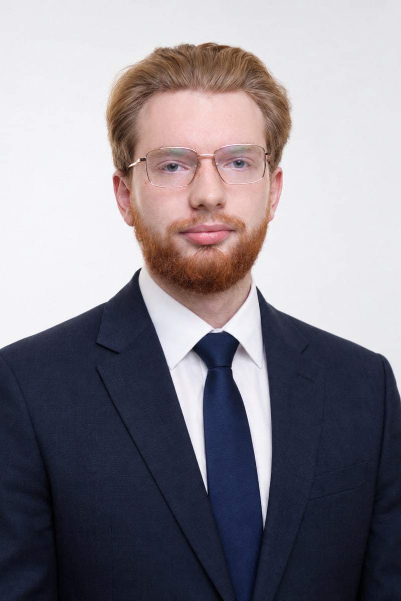 Дмитрий Фирстов